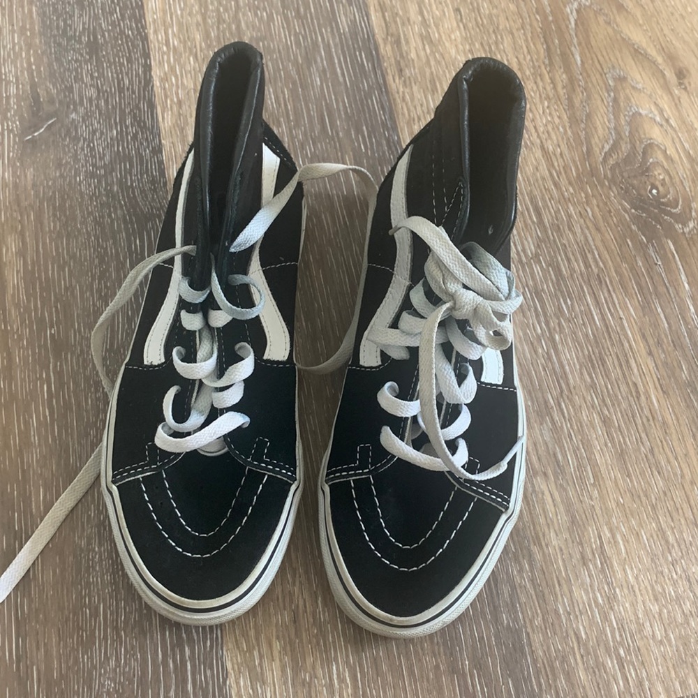 black ski high vans